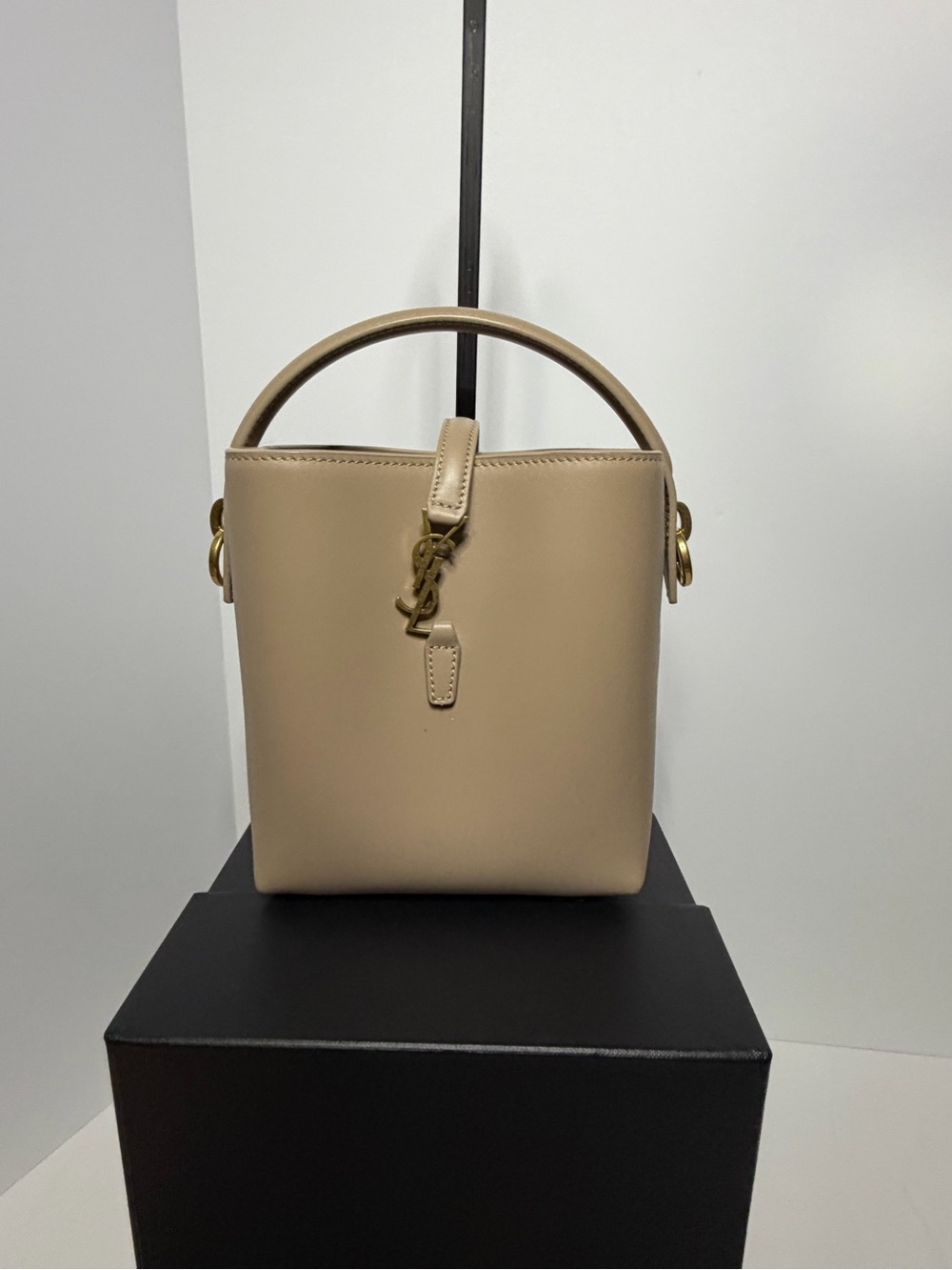 Saint Laurent Beige Mini Bucket Bag with Gold Hardware - Picture 4 of 8